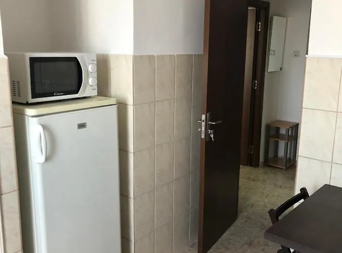 Strada Nerva Traian 11